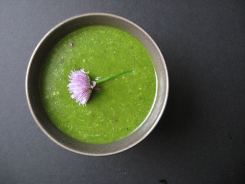 Healthful green soup